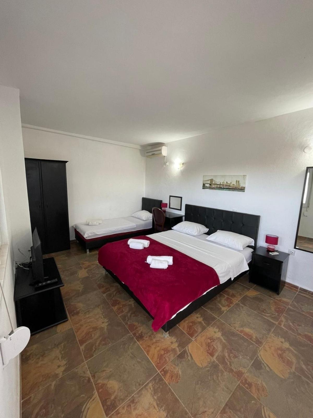Lux Sereno Village Ulcinj Bilik gambar