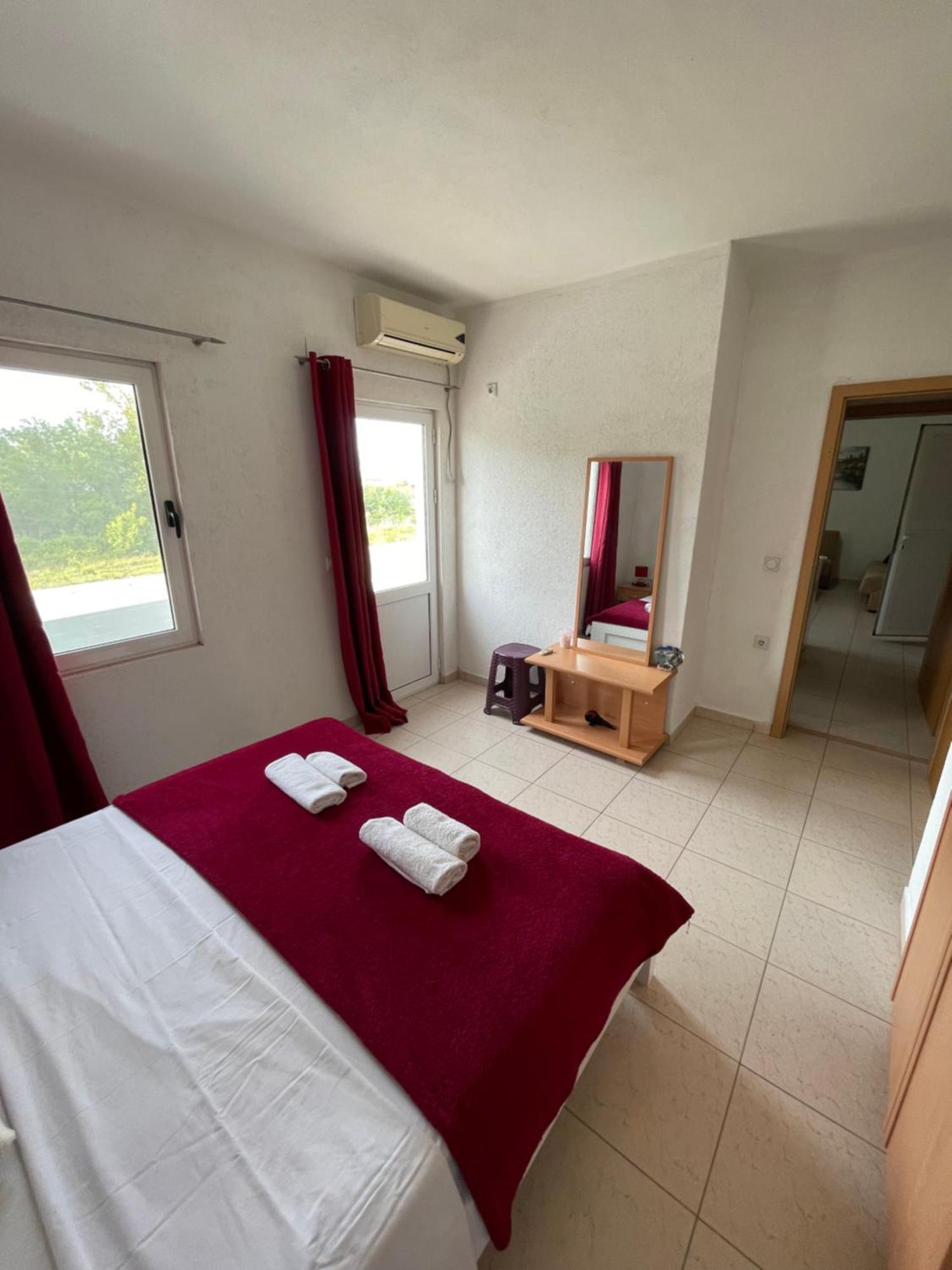 Lux Sereno Village Ulcinj Bilik gambar